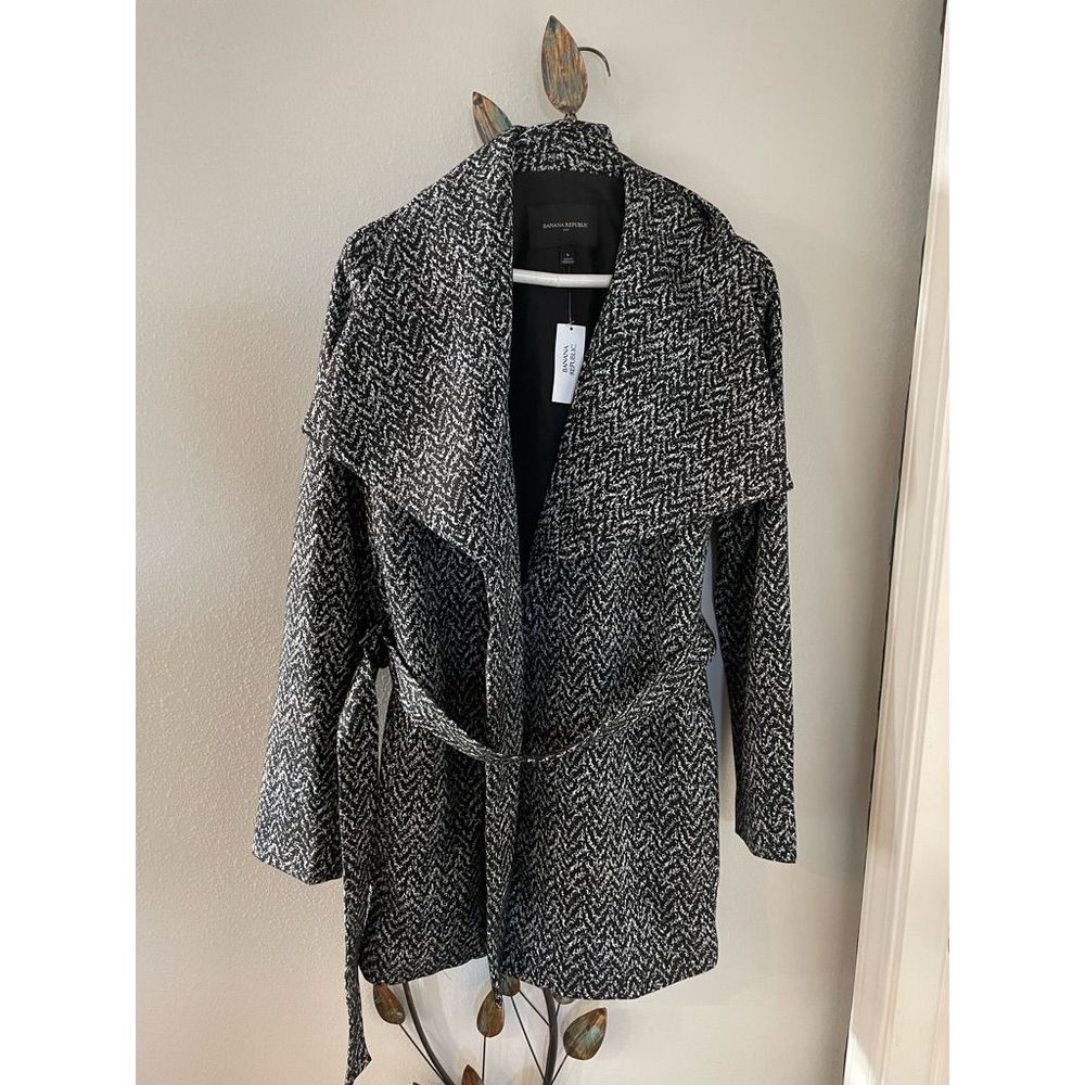 NWT Banana Republic Belted Jacket - Size 6